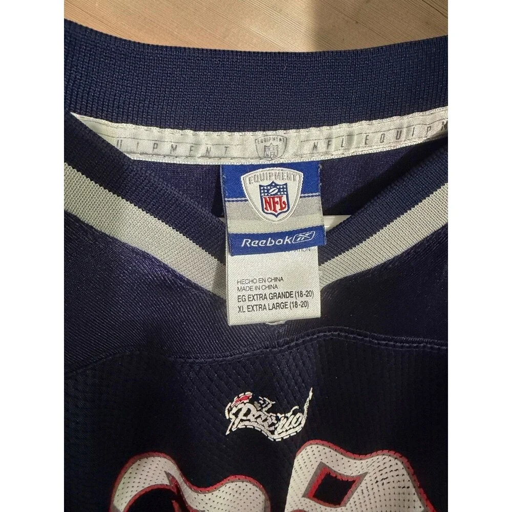 Laurence Maroney #39 NFL Football Jersey Patriots Youth Size XL (18-20)
